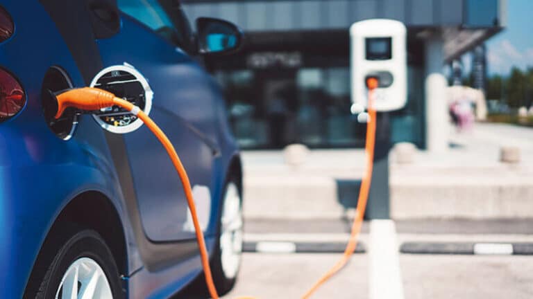 Où trouver des bornes de recharge électriques facilement